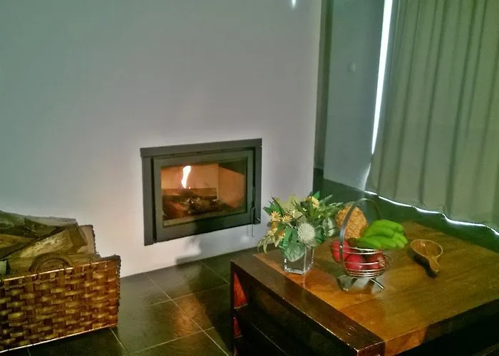 Qva - Quinta Velha Amoreiras Farm stay *